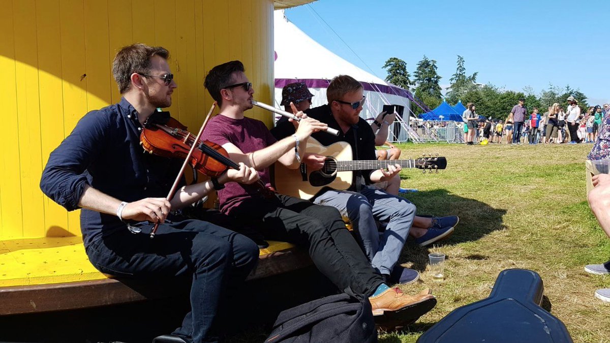 speysidebrewery's tweet photo. What an amazing last day at #BellaFest! Thanks again to everyone who shared their Bella experience with us. We'll post a ton of pictures and videos with yous next week but for now, we say its a wrap! #Bella2019 #SpeysInvadersBar #speysidebrewery #Speysidebrewerygrassrootsstage https://t.co/xgatqdOXkW