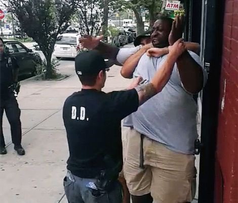 zellieimani's tweet image. Eric Garner was killed for allegedly selling cigarettes. The El Paso shooter killed at least 18 people and was taken in alive. 

There really are two Americas.