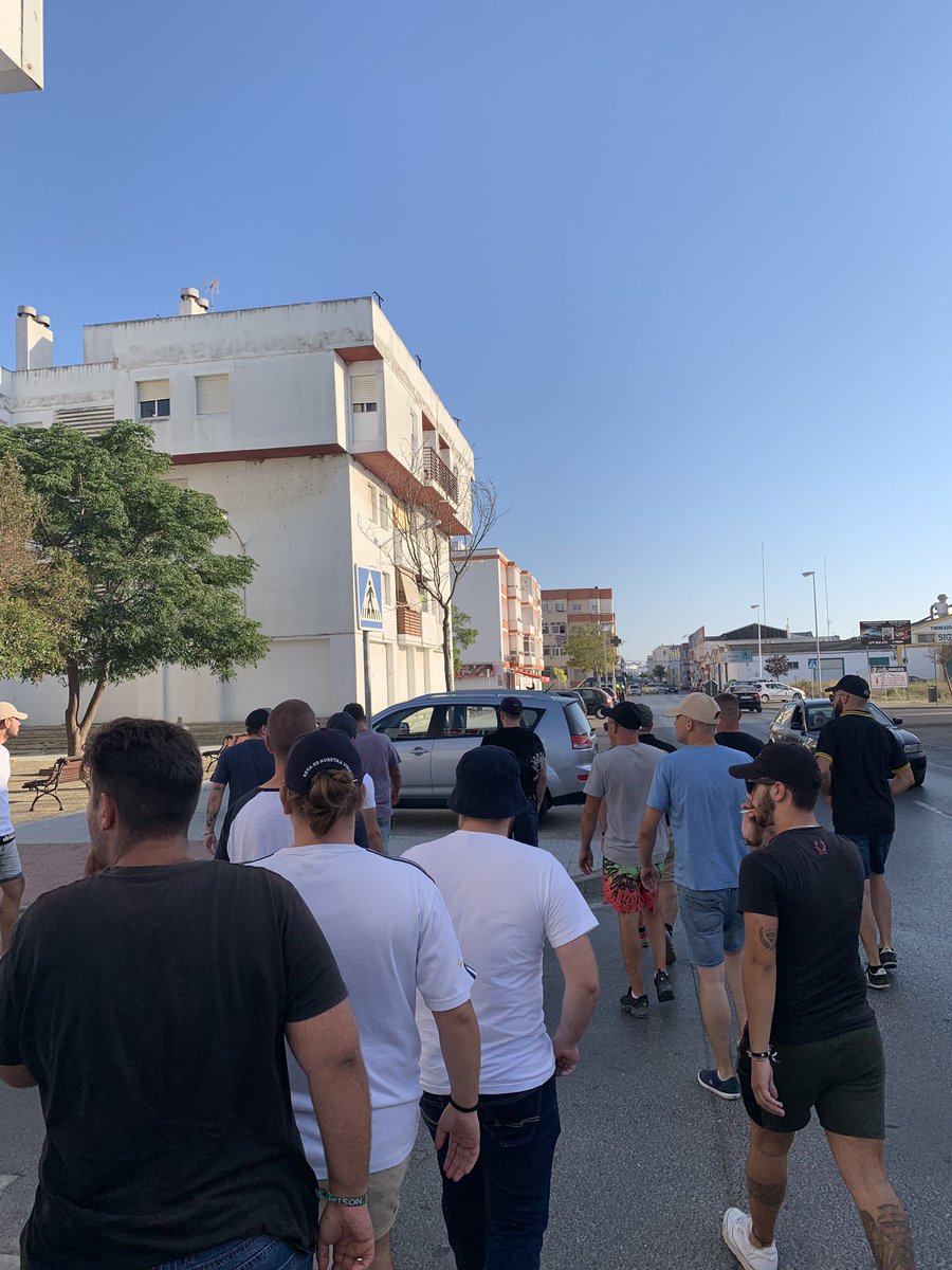 Orgullo1994's tweet photo. Tarde de paseo por tierras vecinas.
Chiclana - CDSF. https://t.co/poQRZAXqAn