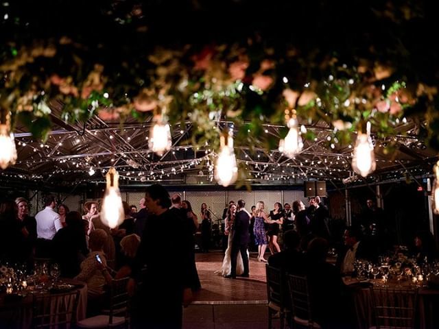 EBELAStarz's tweet photo. So you're getting married... Do you choose a band? DJ? A combination of both? Head over to the EBE Blog to help you decide! Link in bio 🎶⁠
📸 Alison Conklin Photography | @AlisonConklin⁠
⁠
https://t.co/td5wv55s29 #EBETalent #TeamEBE #WeddingBand #Wed… https://t.co/9QrbZaR2Ty https://t.co/sKHFVnIye3