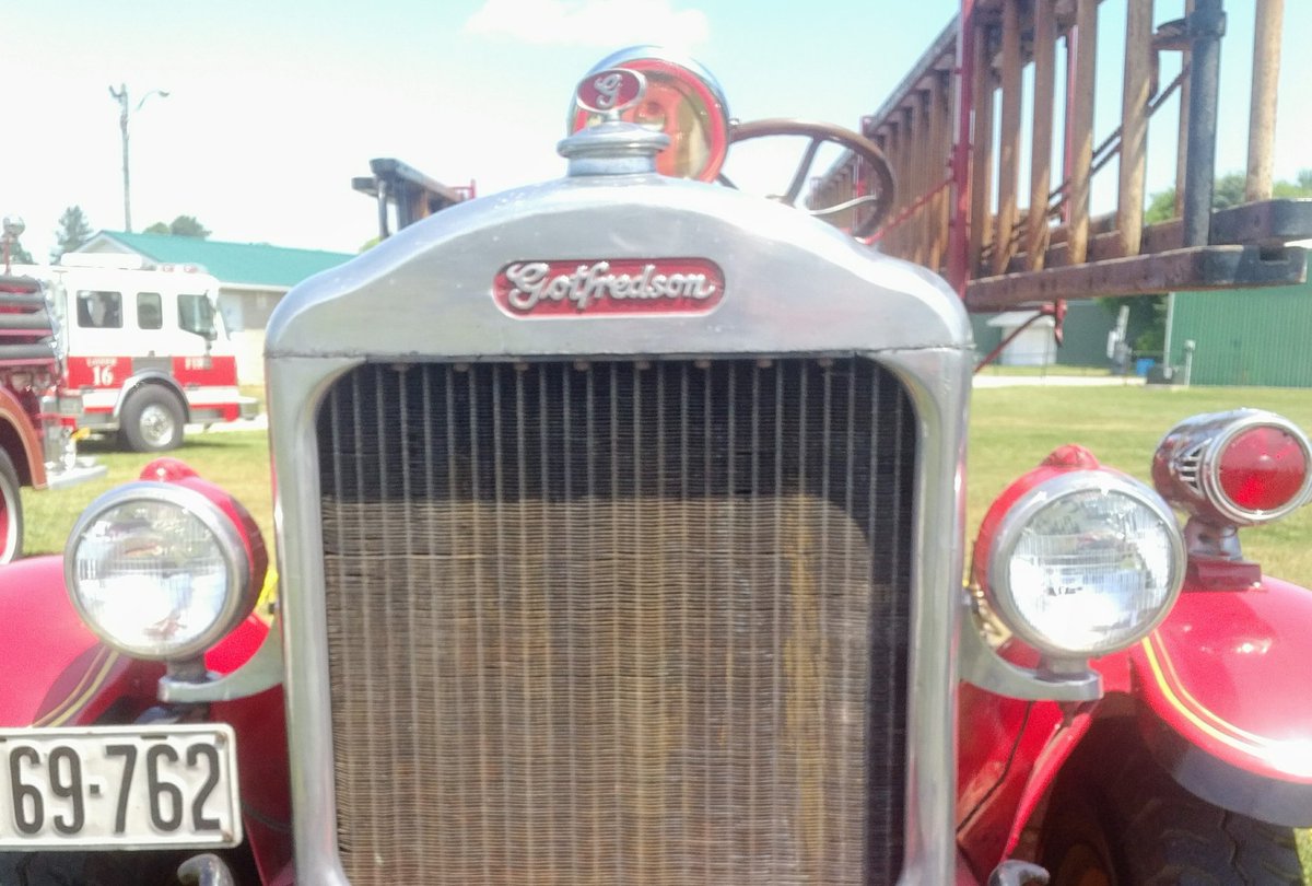 GravenhurstFIRE tweet media