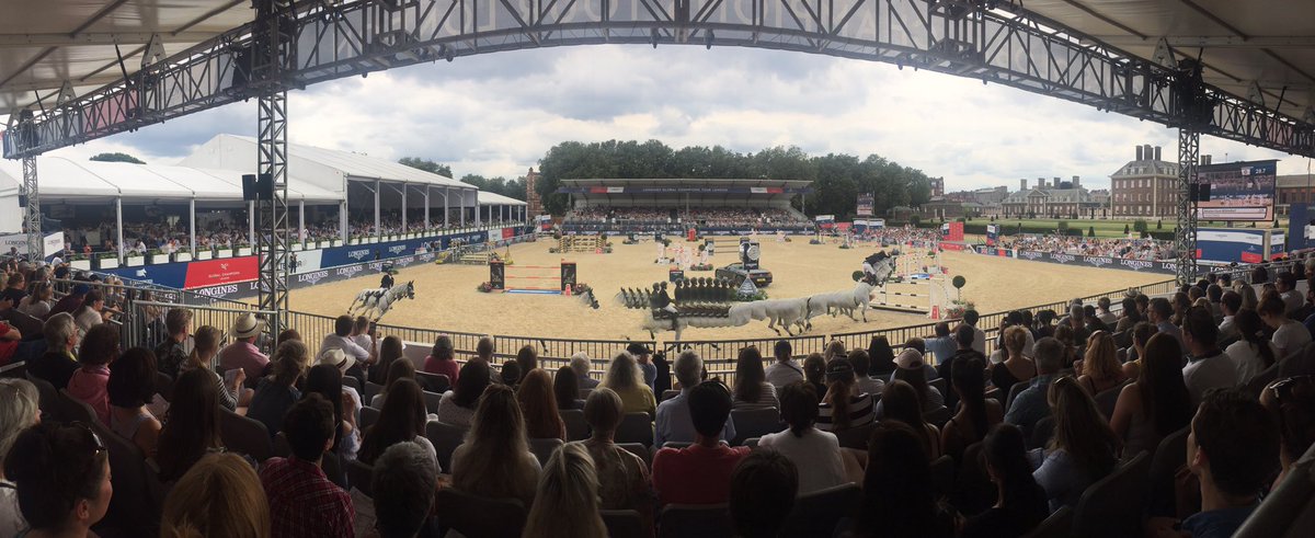 Today’s office view at <a href="/GCT_events/">Longines Global Champions Tour</a> London, including one of my best ever horse pano photo fails