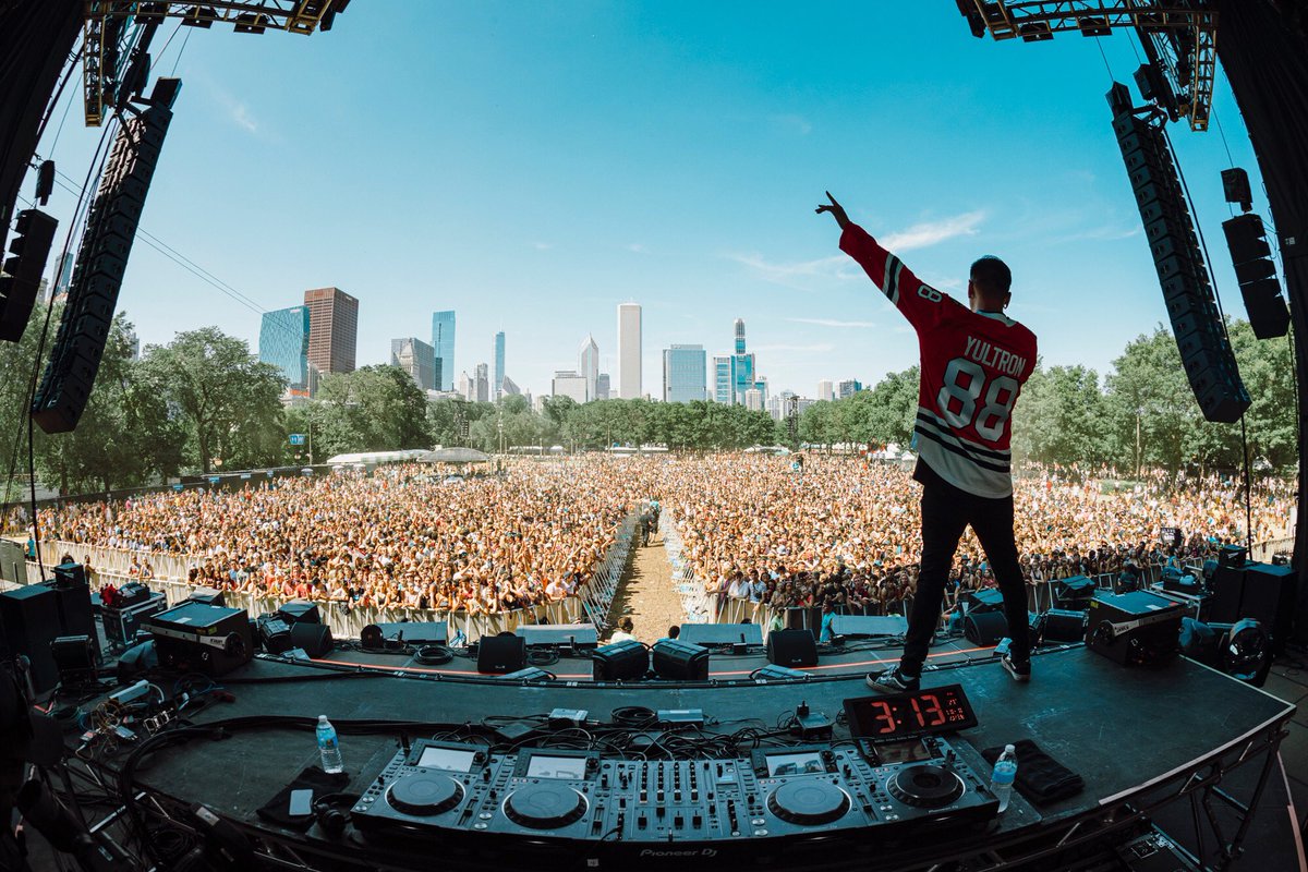 yultron's tweet photo. I remember watching Lollapalooza videos of my favorite bands growing up... yesterday i played my first Lolla. Thanks for always keeping me inspired and building my confidence to continue pushing. My first Hard Summer tomorrow. Let’s fucking go. https://t.co/0cjzVEUomA