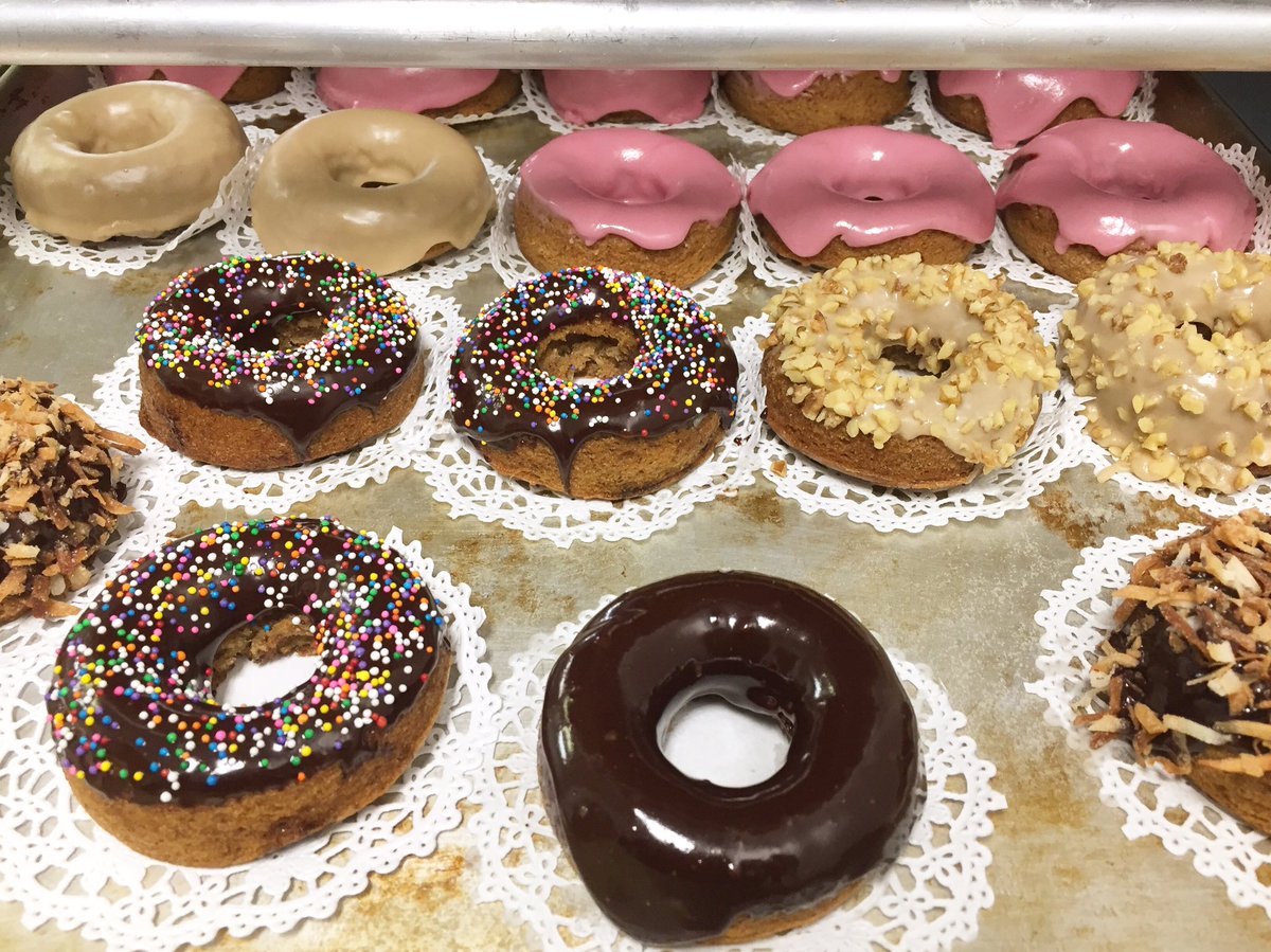 Cloud9NewWest's tweet photo. Saturday donuts along with so many other goodies are available. We hope to see you soon. Have a great Saturday!😊 Open from 10-5.

#saturdaydonuts #CCACeliac #theceliacscene  #events_newwest #rivermrkt #dailyhivevancouver  #downtownnewwest #georgiastraight #vancouverfoodster https://t.co/iPqc2EWvoG