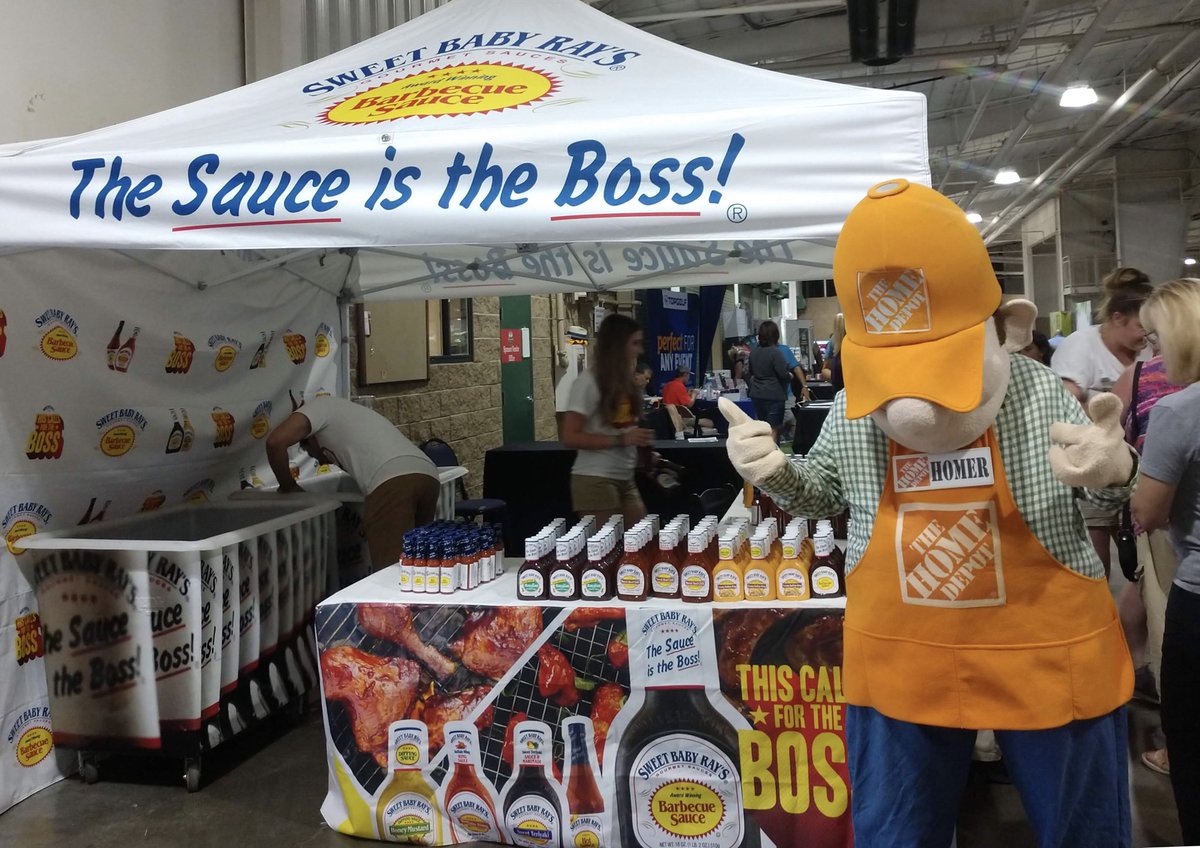 Homer knows how much ⁦@NickieWilhelm⁩ likes this sauce so he got her a bottle!  ⁦<a href="/Williamsonfair/">Williamson County Fair</a>⁩
