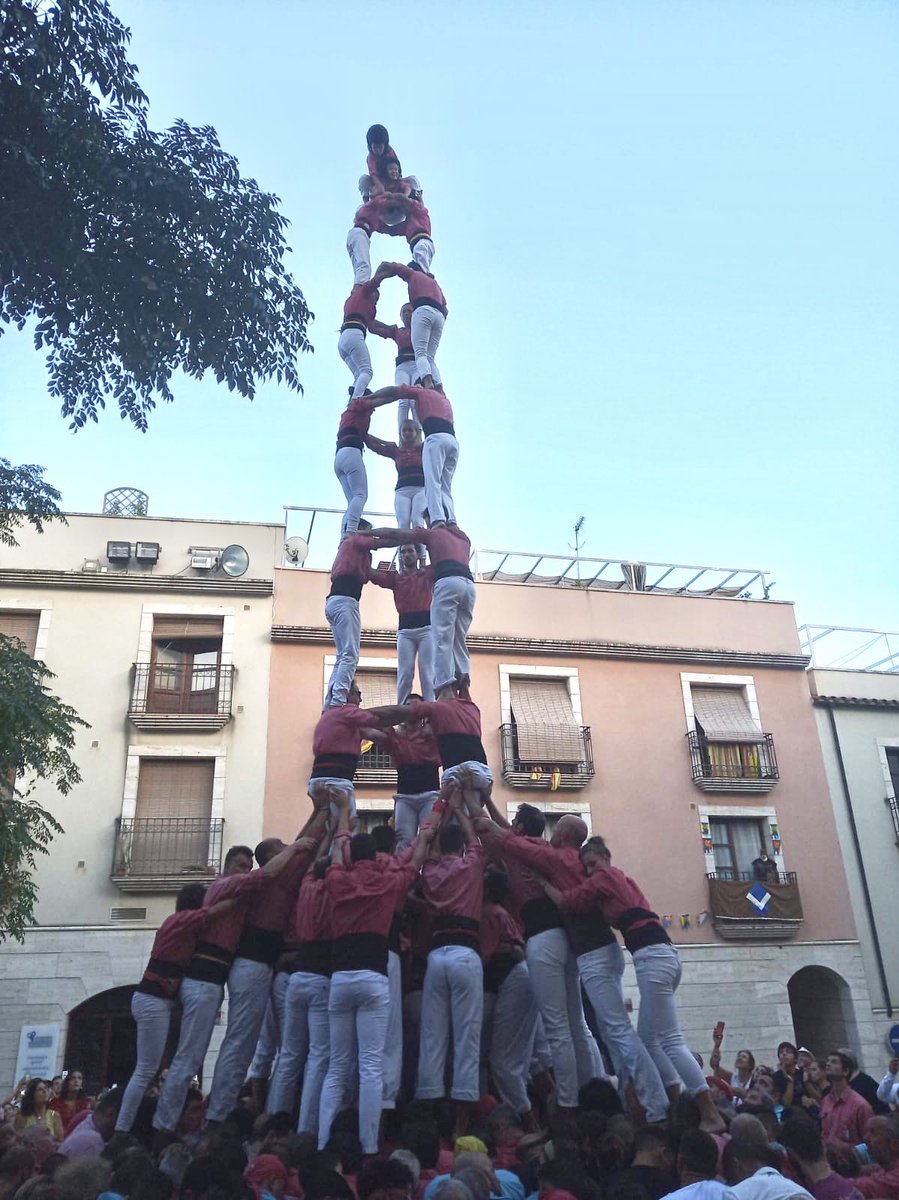 collavella's tweet image. Vila-seca segona ronda, 3 de 9 amb folre descarregat!
#ADNCollavella 
#castellers