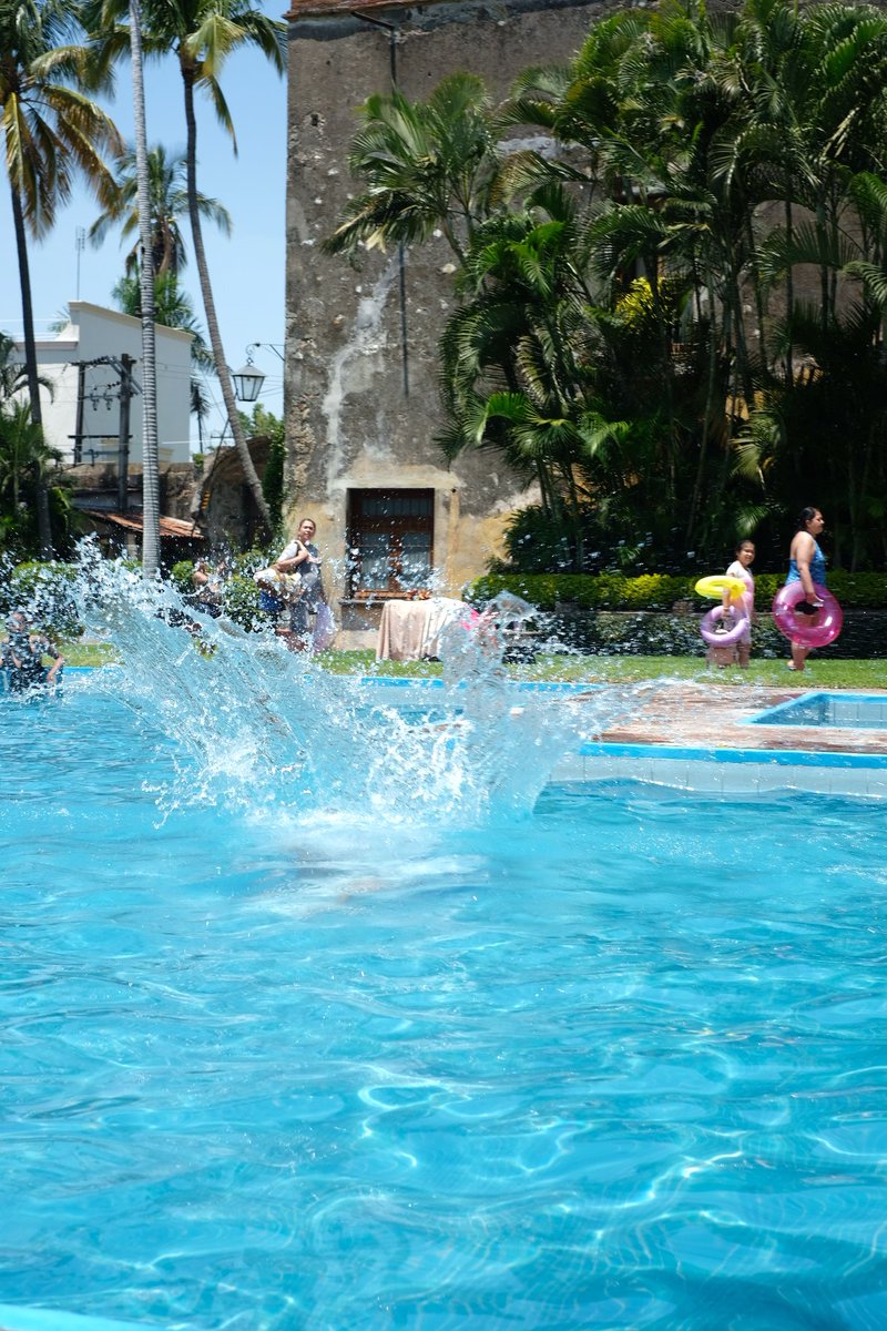 Chigolin_'s tweet photo. #poolparty99
Una Bomba...
Fotógrafo de Balneario
@YODEBUENAS @AbregoMike @La99fm @Juanenla99 https://t.co/B7yB5ONOGv