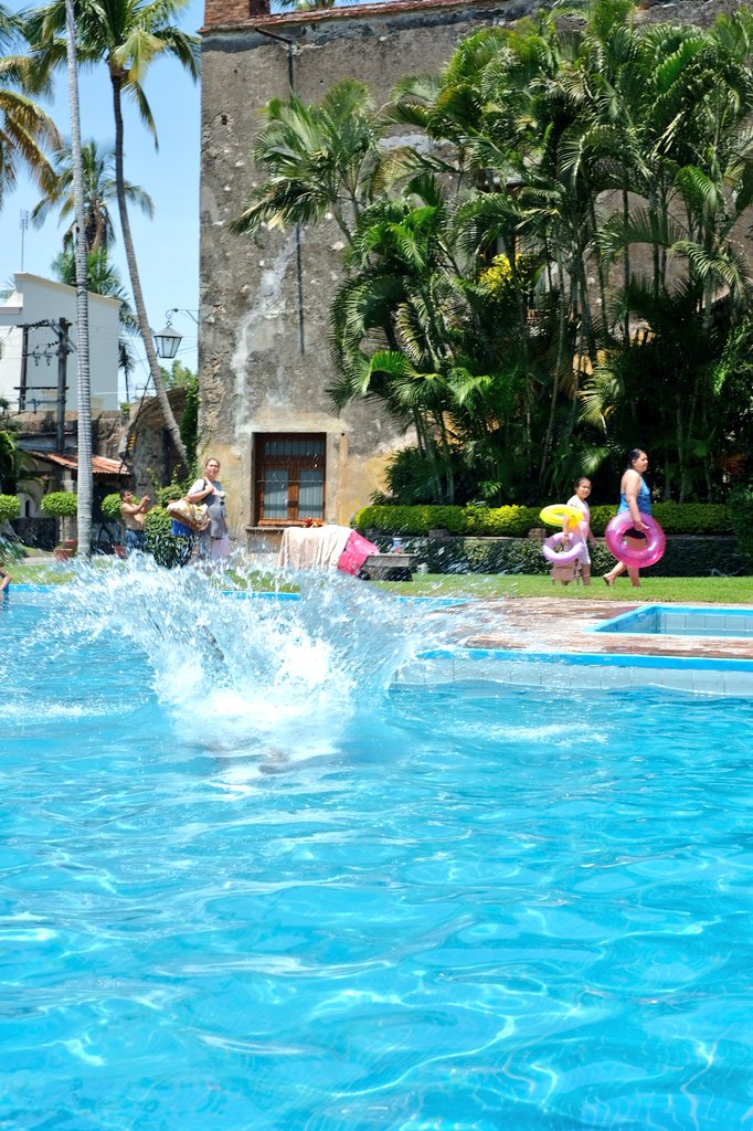Chigolin_'s tweet photo. #poolparty99
Una Bomba...
Fotógrafo de Balneario
@YODEBUENAS @AbregoMike @La99fm @Juanenla99 https://t.co/B7yB5ONOGv