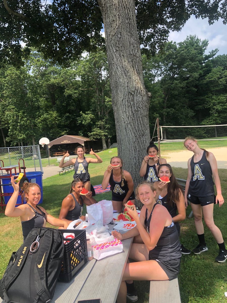 ArmyVBCoach's tweet photo. 5 days til first day of practice! Love this picture sent from our team captain today. They played sand volleyball all morning and now enjoying lunch together. #family #love #service #AVB19 https://t.co/nkUyRKRpu0