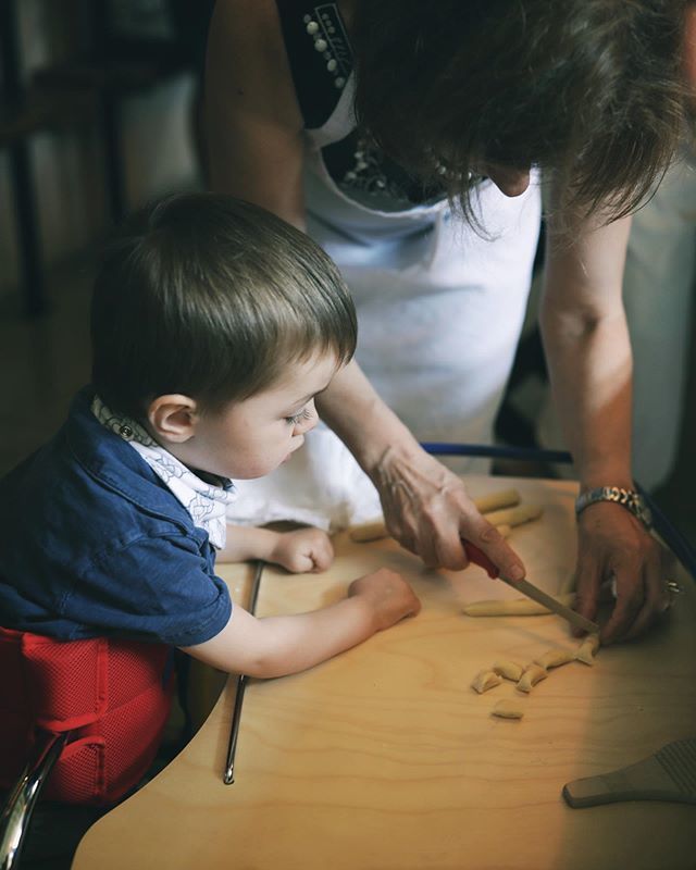 <a href="/chefswithhart/">Chefs With Hart</a> x <a href="/bucatoronto/">Buca</a> 🍝 class series 2 with @rob_gentile <a href="/pastaiodavid/">David Marcelli</a> @sickkidstoronto <a href="/sickkidsvs/">sickkidsfoundation</a>

Only until tomorrow, August 4th <a href="/bucatoronto/">Buca</a> will be donating $4 from the sale of every Bigoli pasta dish sold during dinner service to <a href="/chefswithhart/">Chefs With Hart</a> .. so come out …
