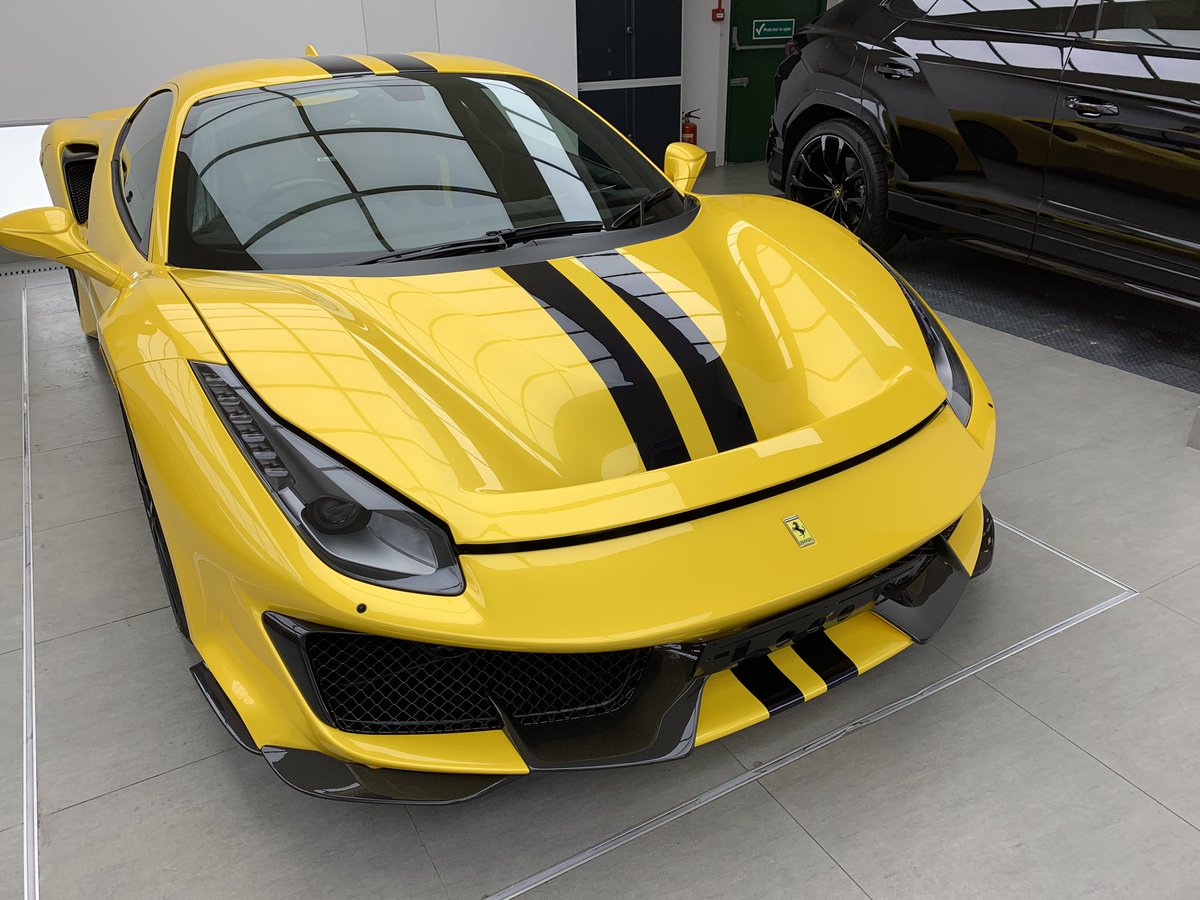 Very exited that my Pista is now with the super chaps <a href="/Topazdetailing/">Topaz Detailing</a> for full PPF coverage.  Giallo Triplo Strato paint is stunning.  Stripes in Blu America.