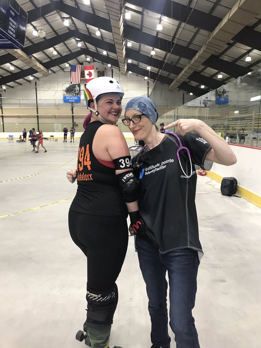 optional_eReadr's tweet photo. #derbytwitter fren sighting 😍🥰 @attitude_pointe https://t.co/H5JWqPCYaq