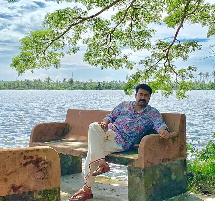 VysakhMM2's tweet photo. Relaxing..
😍😍😍😍😍❣️😘😘
Click by @AjuVarghesee 

#IttymaaniFunRideIn1Month https://t.co/lISM6NzanT