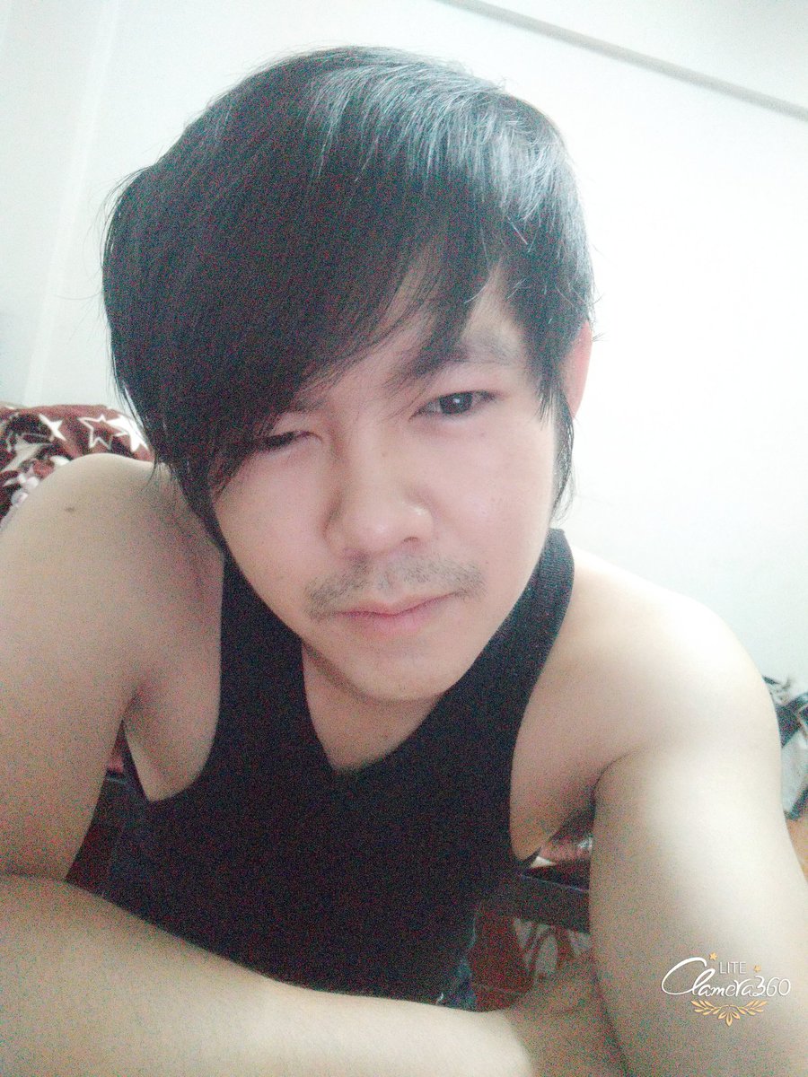 Baiaun15's tweet photo. ไม่ลองถามดูจะรูี่ว่าพี่เด็ดได้ไงหน้าตาเหมือนเกย์แต่ผมชอบผูหญิงนะ https://t.co/Cttcy5uExX