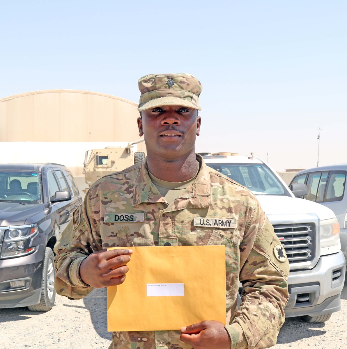184thESC's tweet photo. Spc. Macarthur Doss, 184th Sustainment Command, receives a certificate of completion for the U.S. Army Basic Leader Course at Camp Buehring, Kuwait, August 1, 2019. (U.S. Army National Guard photo by Sgt. Connie Jones) @1stTSC @usarmycentral https://t.co/tQSnMbUYKt