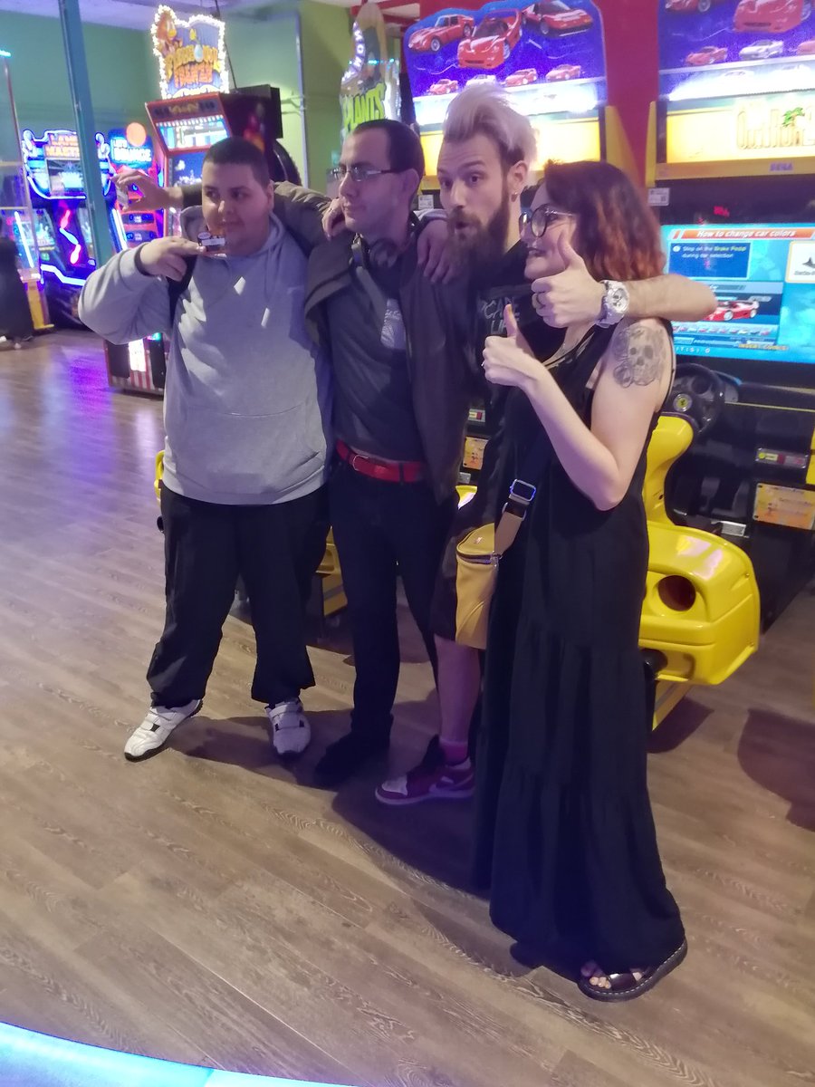 7Ten's tweet image. @AmetDj won today's UK #Outrun2 #FunStation #West12 tournament after a #RoundRobin to top 4! Strong 2nd to @tashry18 Lotfi 3rd, &amp;amp; @Ulala5 repping at 4th. Great to organise, thanks everyone!!