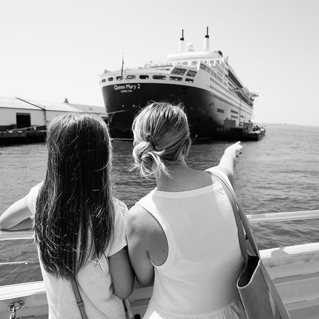 JGuilf's tweet photo. More photo day-trippin’

#blackandwhite #bnw #cruise #cunard #QMII #queenmary2. https://t.co/lCUOx0Haae https://t.co/WpyPbijXJ7