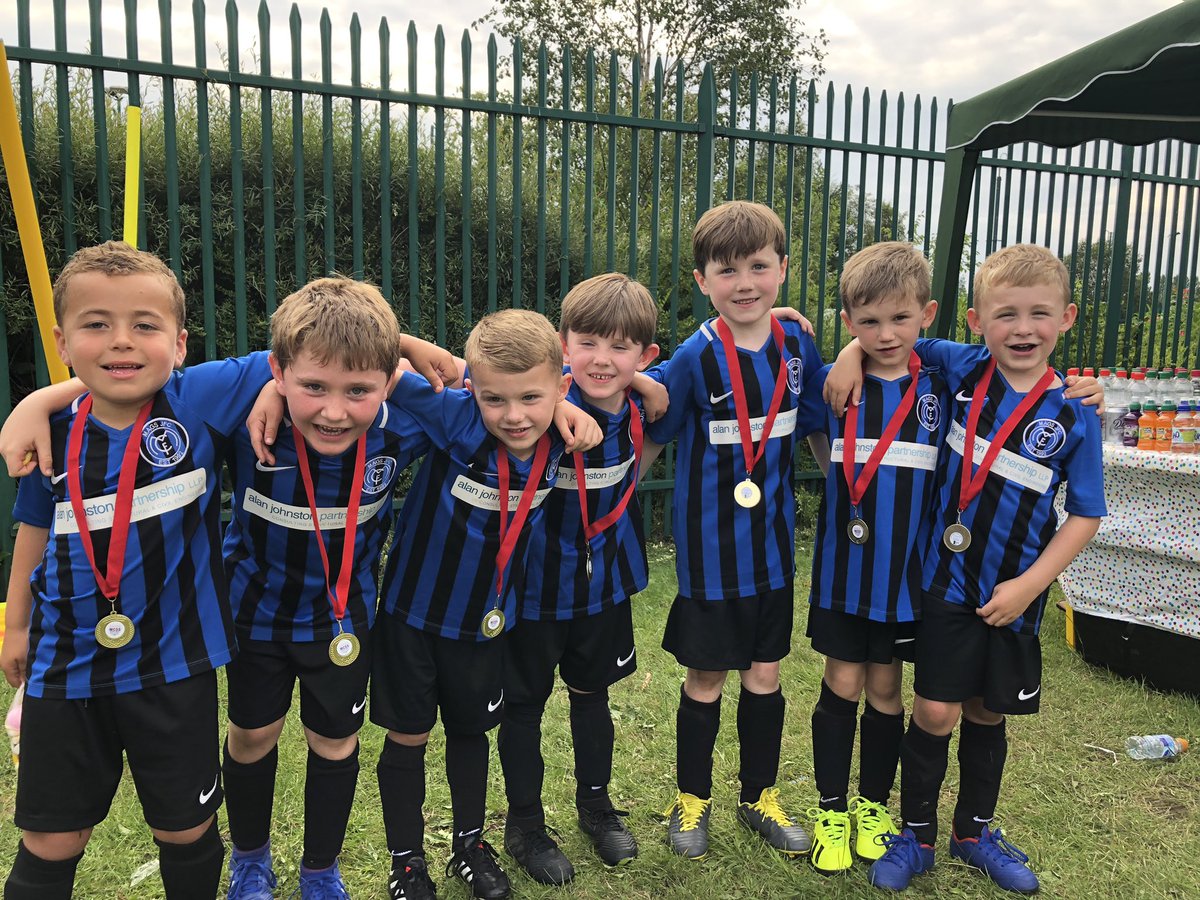 Great first tournament for <a href="/magsfireu7/">Mags-FireU7</a> today <a href="/MCSoccerSchools/">Michael Corless</a> - fantastic achievement for the lads to finish top of the group and get to the semi final where they were beaten by a good galacticos team. Good experience for the boys and proud of the way they played the game today.