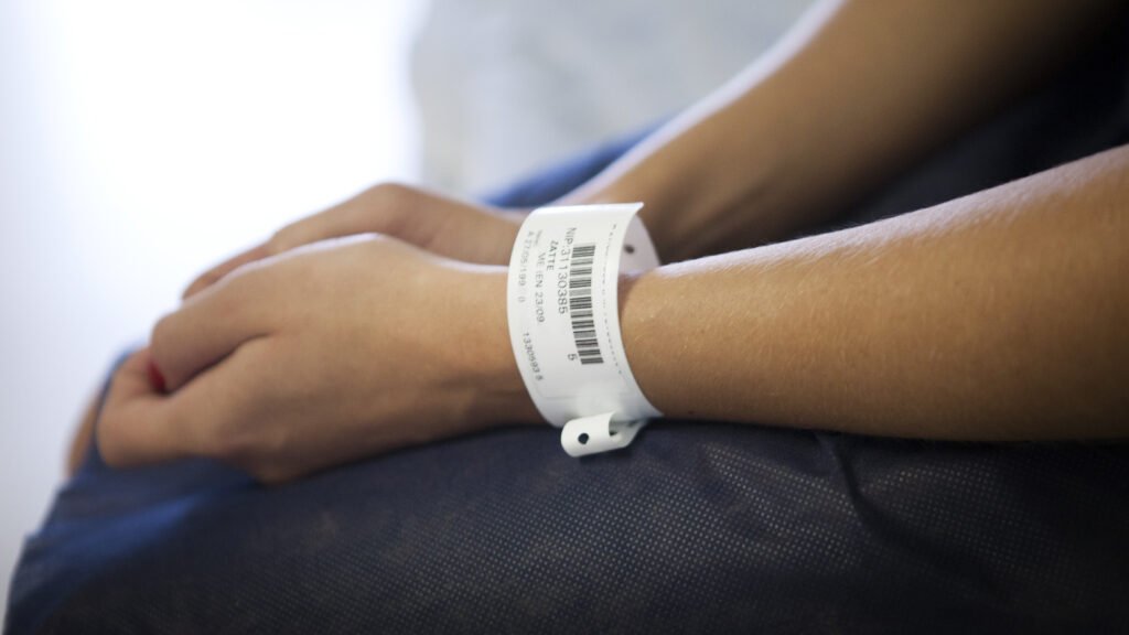 Regenstrief's tweet photo. A vote by the U.S. House of Representatives opens the door to exploring options for unique patient identifiers in the U.S. What are the options? Read some thoughts from Regenstrief and @IUMedSchool’s @shaun_grannis. https://t.co/0R49UmUEt6 https://t.co/Joo2nRheds