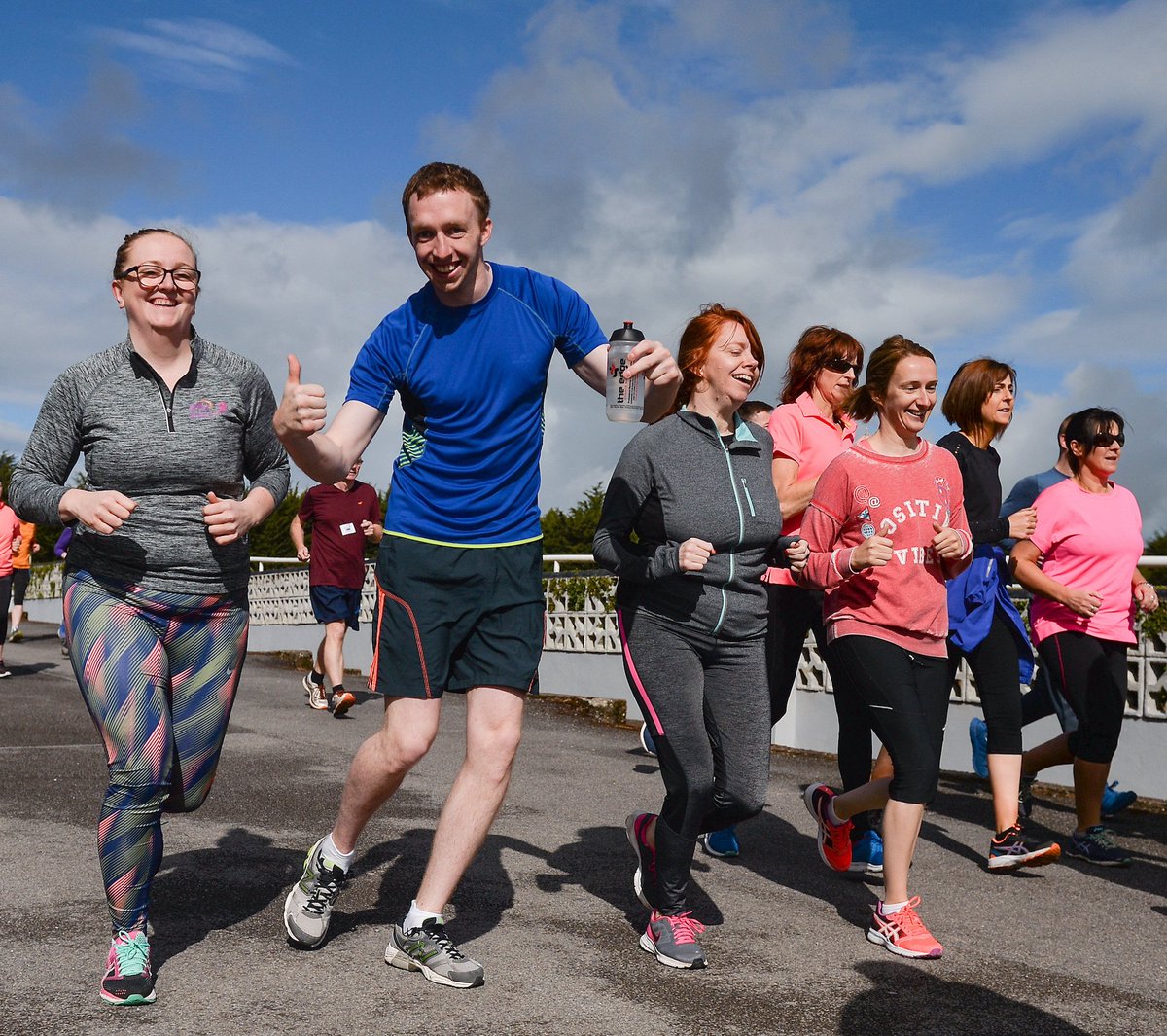 parkrunIE's tweet photo. Did you join us at parkrun this morning? ✋🏿 

🔄 Retweet if you walked, jogged or ran
❤️ Like if you volunteered

Then we'd love to hear your stories and see your #parkrun pics below as always!

🌳 #loveparkrun https://t.co/BmqgXfPvcE