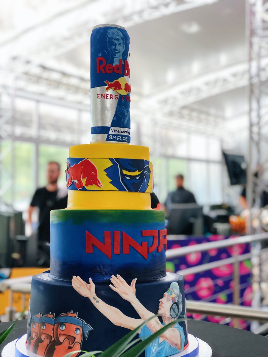 redbullgaming's tweet photo. You asked. We answered. The cake is real ๐ฐ. #Lollapalooza #RedBullOutpost #Ninja https://t.co/z4s0mEOhI7