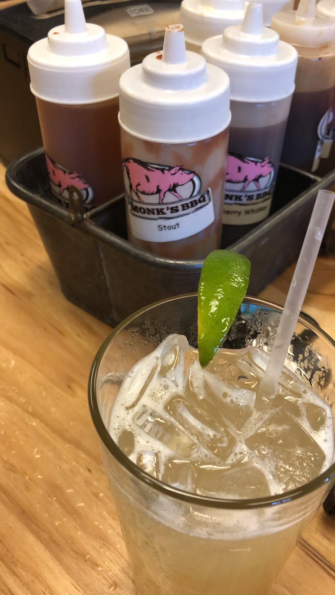 HHartwellz's tweet photo. Getting in some good @rodkast inspired hangovers cures from @MonksBBQ on this lovely @BigOandDukes #HORDESTOCK2 weekend. #SpreadTheHay #LLTH https://t.co/Y8teTl7wh2