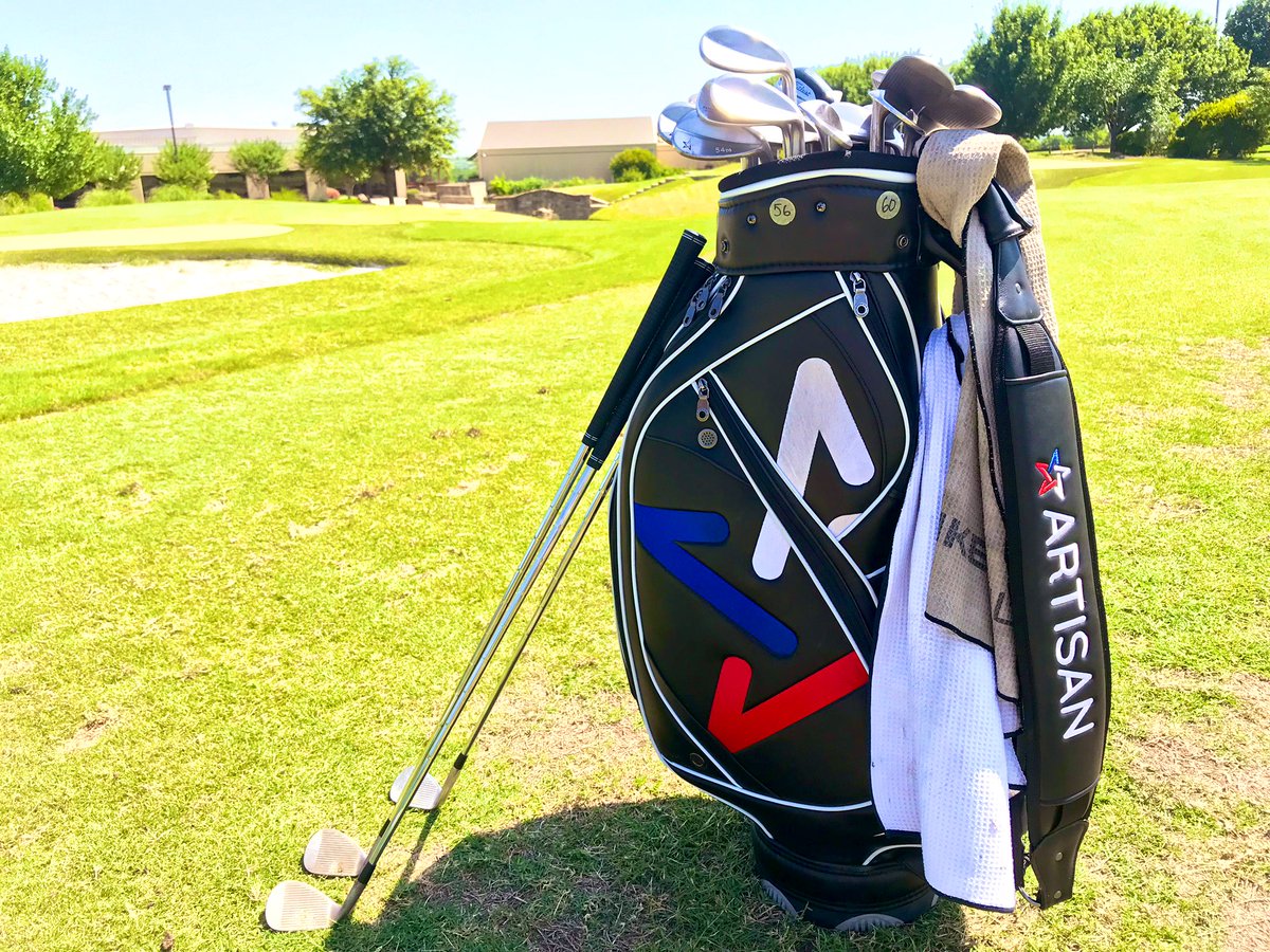 JohnnyGolfWRX's tweet photo. I spent the day with Mike Taylor of @ArtisanGolfTX watching him work with players on custom wedge fittings. This guy is a LEGEND. Story coming soon on @GolfWRX. Do not miss The Artisan Wedge Fitting Experience. #golfwrx #artisan #artisangolf #getfitted #golfwrxperience https://t.co/HtaRpvOZ8e