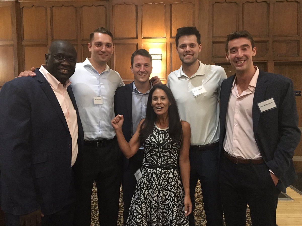 bacari34's tweet photo. Great seeing some of our former players from The University of Michigan! We were all able to attend an event to benefit ALS research. So proud of all these guys! #ForzaBlue https://t.co/Od7wbFzmw3
