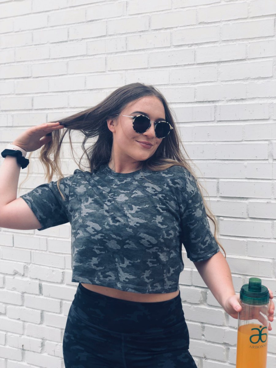 soph  ↣ tweet media