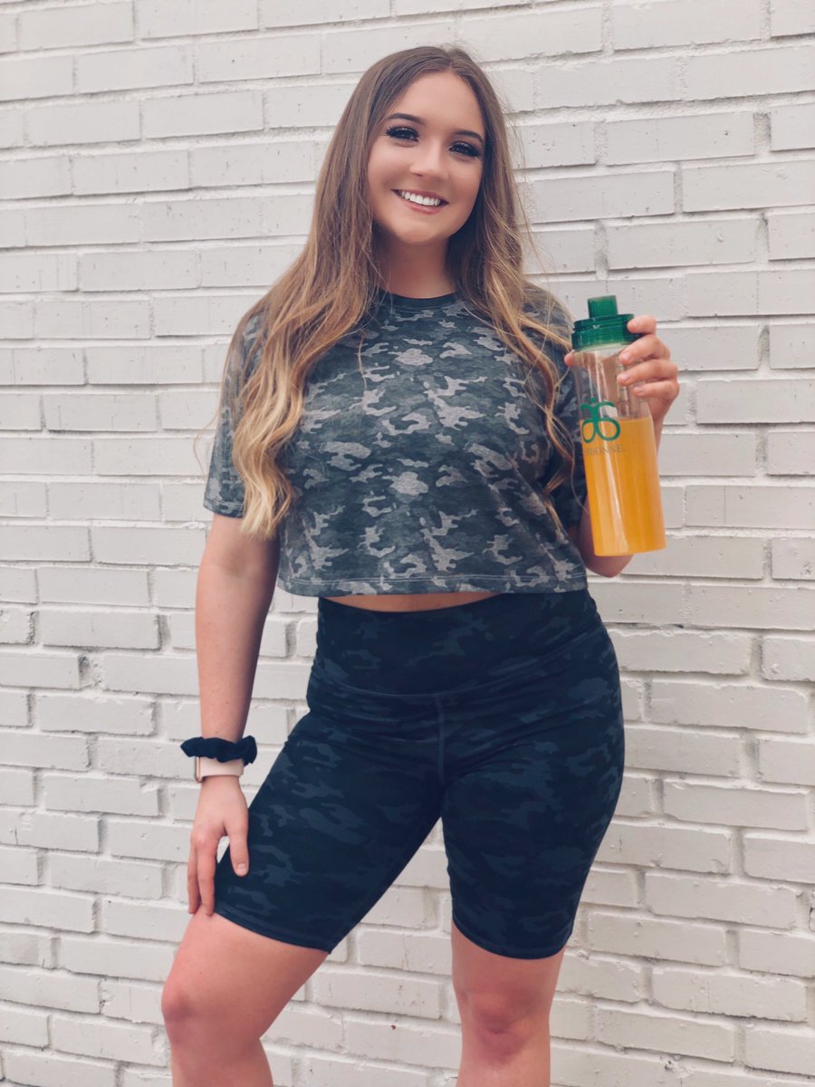 soph  ↣ tweet media