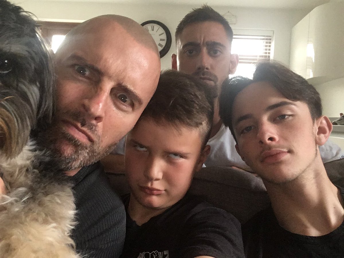 PaulConnolly11's tweet photo. #BigBoysDon’tCry #NotNormalBook Michael Socha coming over to watch the movie he started in playing me https://t.co/nFxpJ1HHCl
