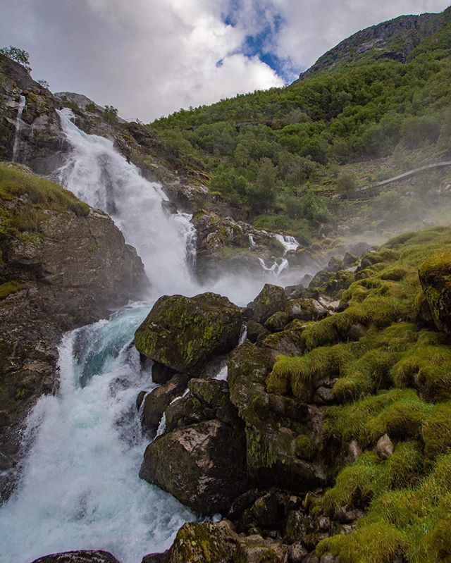 brewsbitesights's tweet photo. I’m pretty sure fairies live here ...
#norwaynature #norway_raw #norwaytravel #bestofnorway #travelnorway #dreamyplaces #shot_europe #lovelettertoeurope #openmyworld #beautifulplaces #keepexploring #bestworldplaces #darlingplaces #speechlessplaces #totra… https://t.co/JROMpcIcBZ https://t.co/tRErjPG7Yq
