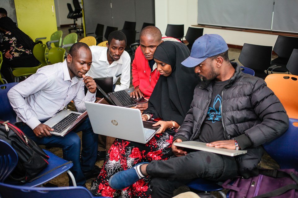 munniomer's tweet image. Their reactions say everything ❤️✨
Facebook Developer Circles Nairobi ❤️❤️
#developercircles #facebookdevelopercircles #MachineLearning #DeepLearning #AI #community #developers #DataScience #100DaysOfCode #100DaysOfMLCode #Facebook #Nairobi