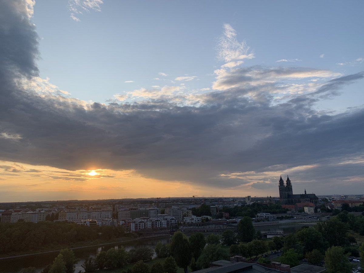 HartmutMD's tweet photo. Heute Abend auf dem Albinmüller-Turm https://t.co/mjZ1jWEwwR