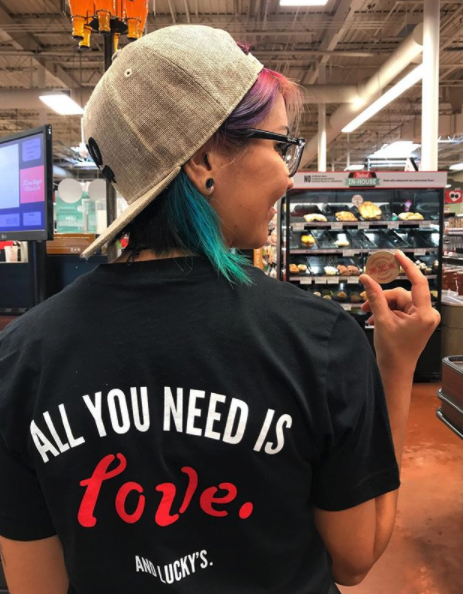 luckysmarket's tweet photo. All you need is love... and to remember to bring in your reusable bags from the car.
Bring your own bag, and you'll get to choose which non-profit will reap the benefits of your great memory on your way out the door. #BagsforChange
Photo by: @y4csoflo https://t.co/sekRwDjaAP