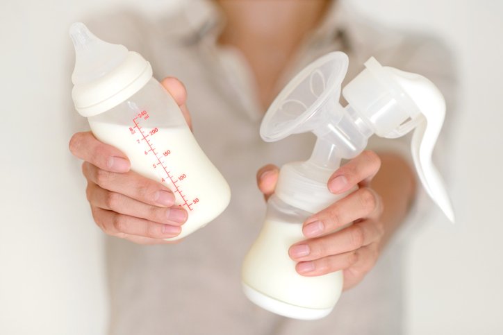 HealthyFla's tweet photo. Breast-milk is the best source of nourishment for infants and young children. Doctors recommend that babies be fed only breast milk for the first 6 months of life. For more: https://t.co/7GcG7jnxgu #FLWIC https://t.co/Yf25Dw9xkn