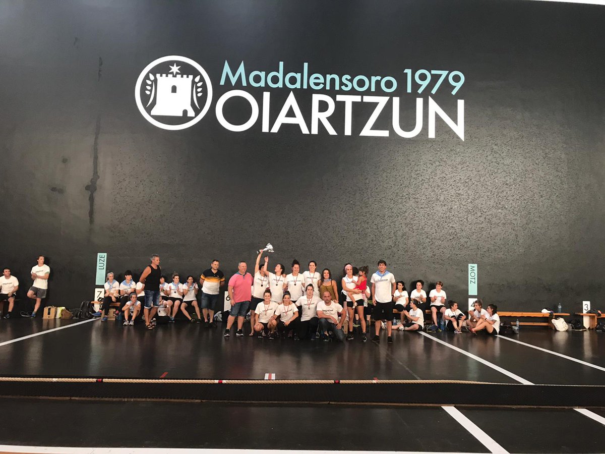 🔥SAIO HIRUKOITZA MADALENSORON!

1- Sokatira txapelketa. 💪
2- Pilota egokitua <a href="/mindaraelkartea/">MINDARA</a>-ren eskutik. ♿
3- Eskupilota. (22:00) ⚾

#taldeagara #pilota #herrikirolak #sokatira #BPXport #Oiartzun