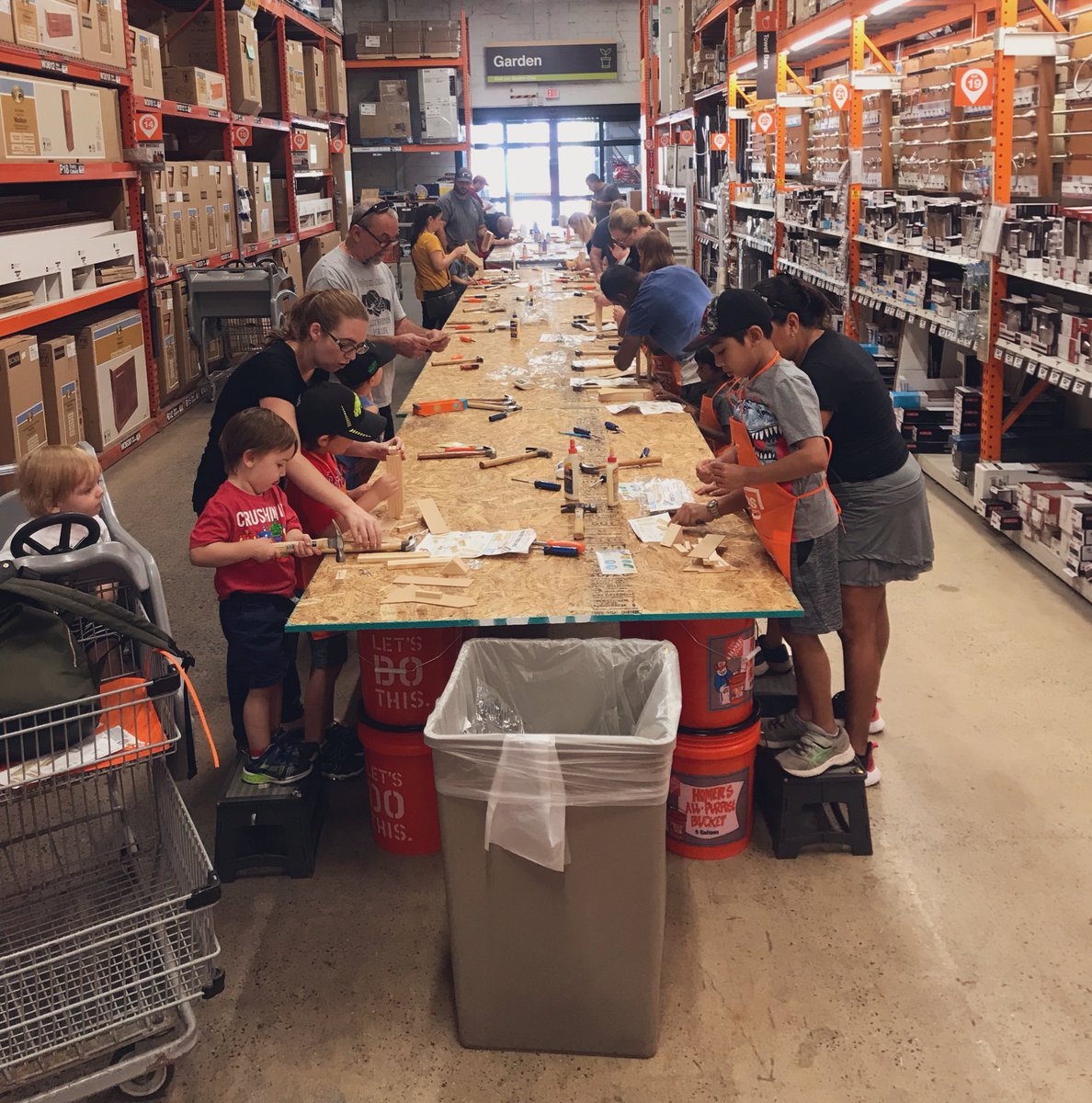 Oscar Alvarado Jr. (@oscaralvaradohd) on Twitter photo The Rocket ๐ Pencil โ๏ธ Box! Nothing but smiling faces๐ at the Lawnside Home Depot! Aiming to give students the tools to take their projects to the next level! #0917 @keyskat35 <a href="/BrianVitkoHD/">BrianVitkoHD</a> <a href="/BillT611/">Bill Thurman</a> <a href="/wilkie_cindy/">Cindy Wilkie</a> The Rocket ๐ Pencil โ๏ธ Box! Nothing but smiling faces๐ at the Lawnside Home Depot! Aiming to give students the tools to take their projects to the next level! #0917 @keyskat35 <a href="/BrianVitkoHD/">BrianVitkoHD</a> <a href="/BillT611/">Bill Thurman</a> <a href="/wilkie_cindy/">Cindy Wilkie</a>