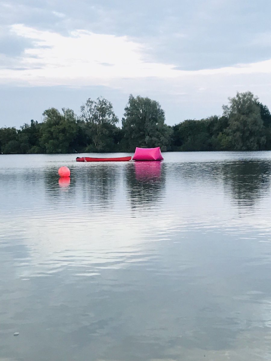 thedailyespress's tweet photo. @113events all set up and ready to fuel all athletes & supporters first thing in the morning... please RT #triathlon #espressofix #cotswoldwaterpark #raceday https://t.co/e5ALgmk4Qw
