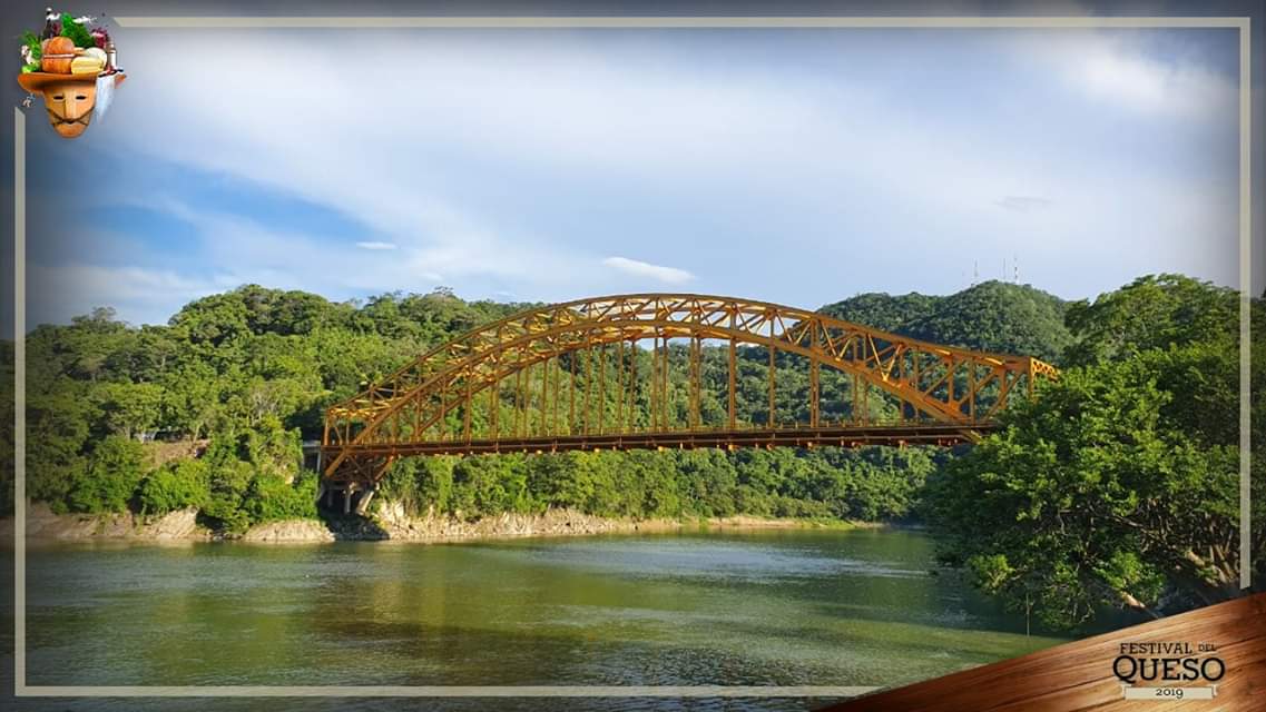 QuesoTabasco's tweet photo. Vive la experiencia de nuestro increíble Tour de Río "Cañón del Usumacinta" en catamarán. Disfruta del contacto con la naturaleza e impresiónate con la majestuosidad de los Ríos Mayas.
#FQso #ArmalaEnTeno #QSOFest #Tabasco #travesia #EnTenosique #Catamarán #TodosaBordo https://t.co/PufvVugOlP