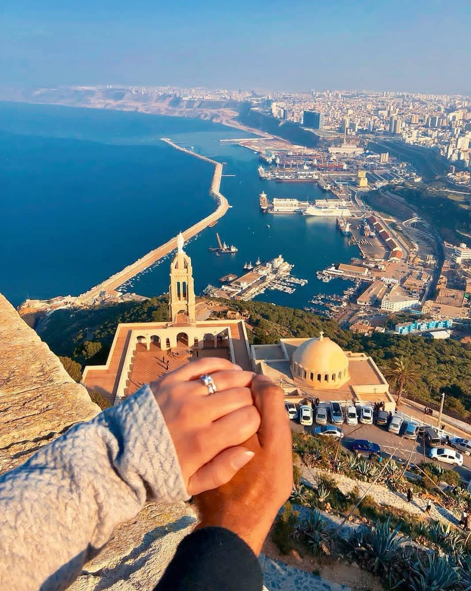 Алжир страна столица. Oran Algeria. Алжирия oran. Оран.Алжир-туристическое агентство. Оран Алжир фото.