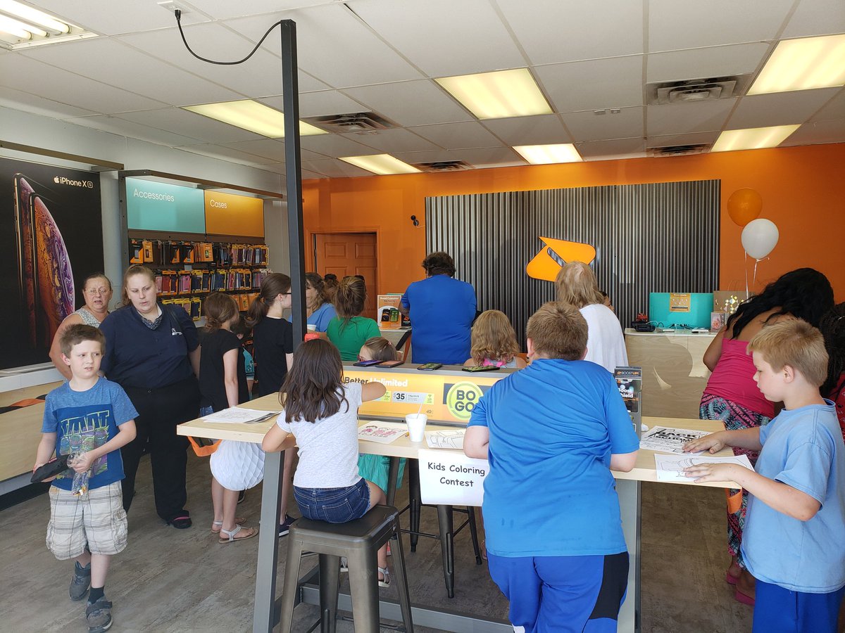 Another great Back to School event at Allied on 2304 Dixie Hwy in Hamilton, OH!!  Great job Brittany &amp; Team. #alliedstrong @AlliedSam @JayMiglionico <a href="/tonywagner29/">Tony Wagner</a>