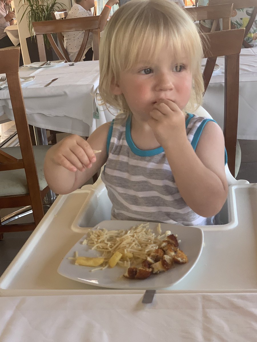83beckamurphy's tweet photo. Can we stay here? No routine, no school runs just quality family time #workingmam #mumof5 #communityhousingofficer https://t.co/NYYglV1QKv