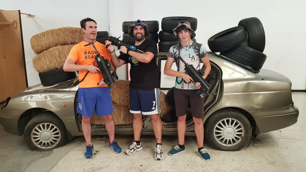 CorLaserCombat's tweet photo. Mira que bien se lo han pasado estos cuatro grupos. Y tú, ¿a qué esperas para disfrutar del Láser Combat?
#lasercombat #coruñalasercombat #Coruña #actividadesconamigos #verano #coruñamola https://t.co/c9fEJPAlMy