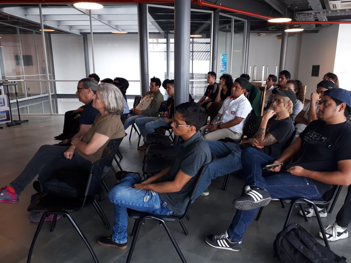 AES_Uartes's tweet photo. El 31 de julio realizamos el 5to evento, está ocasión la charla estuvo a cargo de Diego Iturralde con el Workshop Arturia. Presentación &amp; demostración de equipos.
Agradecemos a Daniel Salazar y GNDMusic, representante de Arturia en Ecuador @uartesec #AES #GNDMusic #ArturiaEcuador https://t.co/fCowPOO4vd