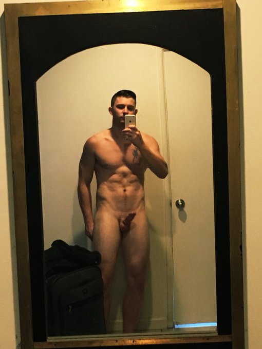 Feeling Sexy on this beautiful Saturday 😉 https://t.co/dKrd82ffkM