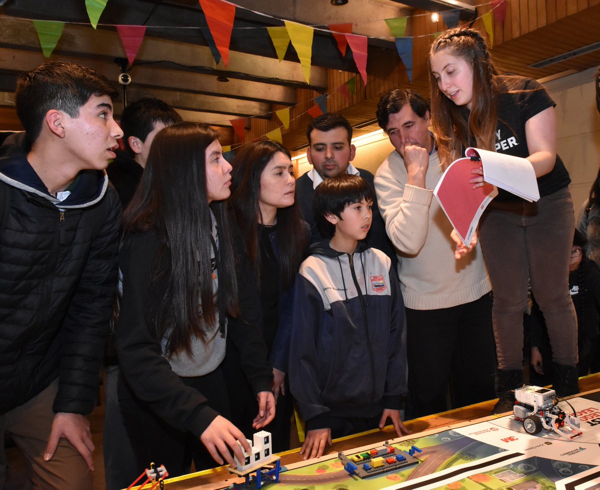 FLLCHILE tweet media