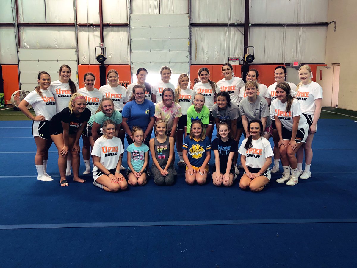 UpikeCheer's tweet photo. What a fun-filled day for UPIKE Cheer!! It is always so great to meet our young cheerleaders in the community. So much fun getting to work with Prestonsburg and Elkhorn today🧡🖤❤️🖤💙💛 https://t.co/G1klJqVXtW