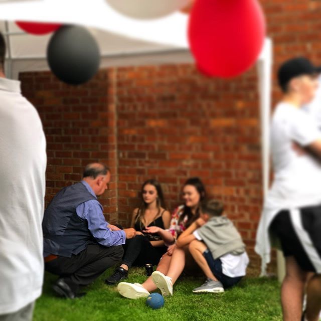 A_G_Rowley's tweet image. Today’s birthday party 🥳 
#magic #magician #partymagic #partymagician #magicbirthday ift.tt/2YGi8RT