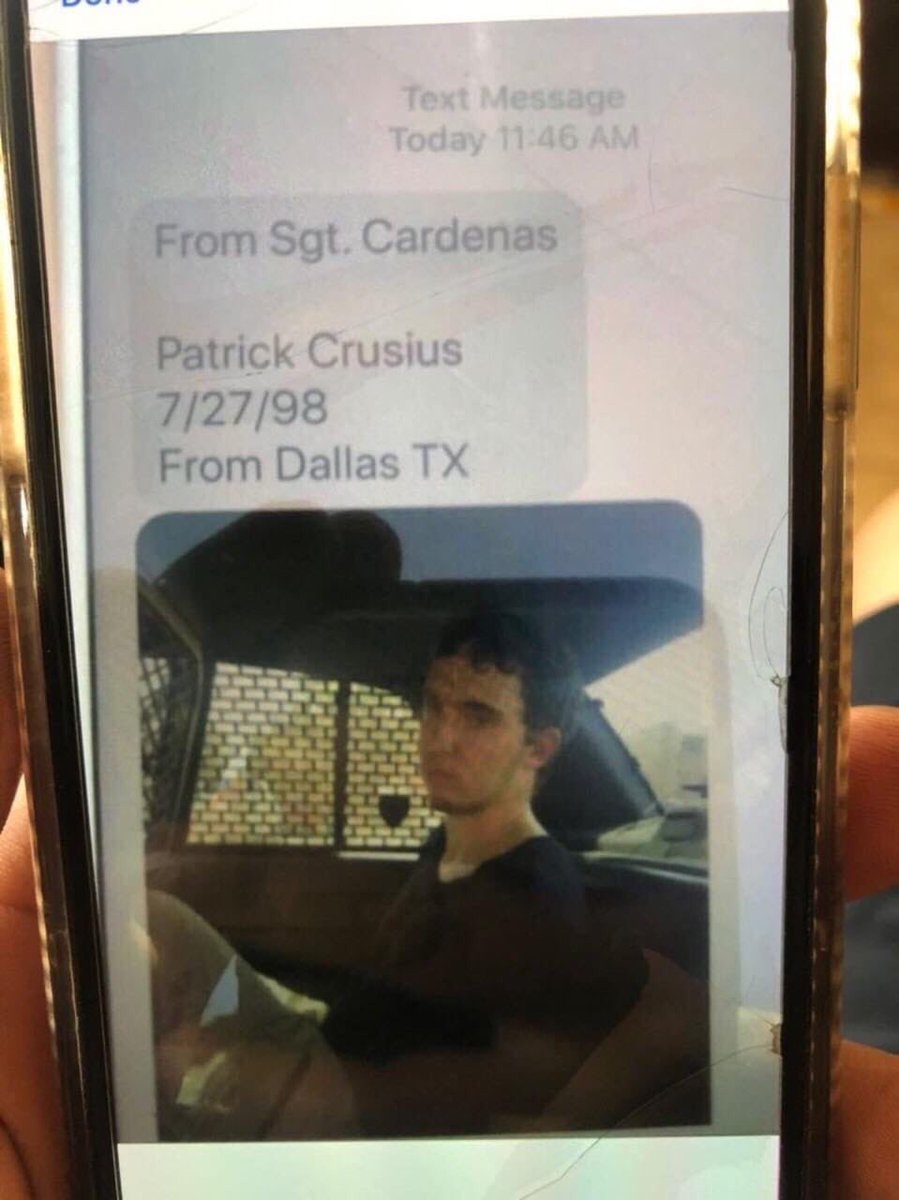 everca96's tweet photo. Shooter at El Paso, TX.  One in custody. #elpasoshooting #elpasotexas #ElPasoStrong https://t.co/756gAjSPVz